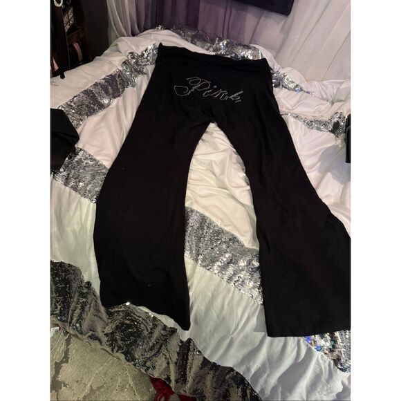 VS PINK bling heritage logo on butt flare yoga leggings pants xxl/2xl NwT - Picture 3 of 6
